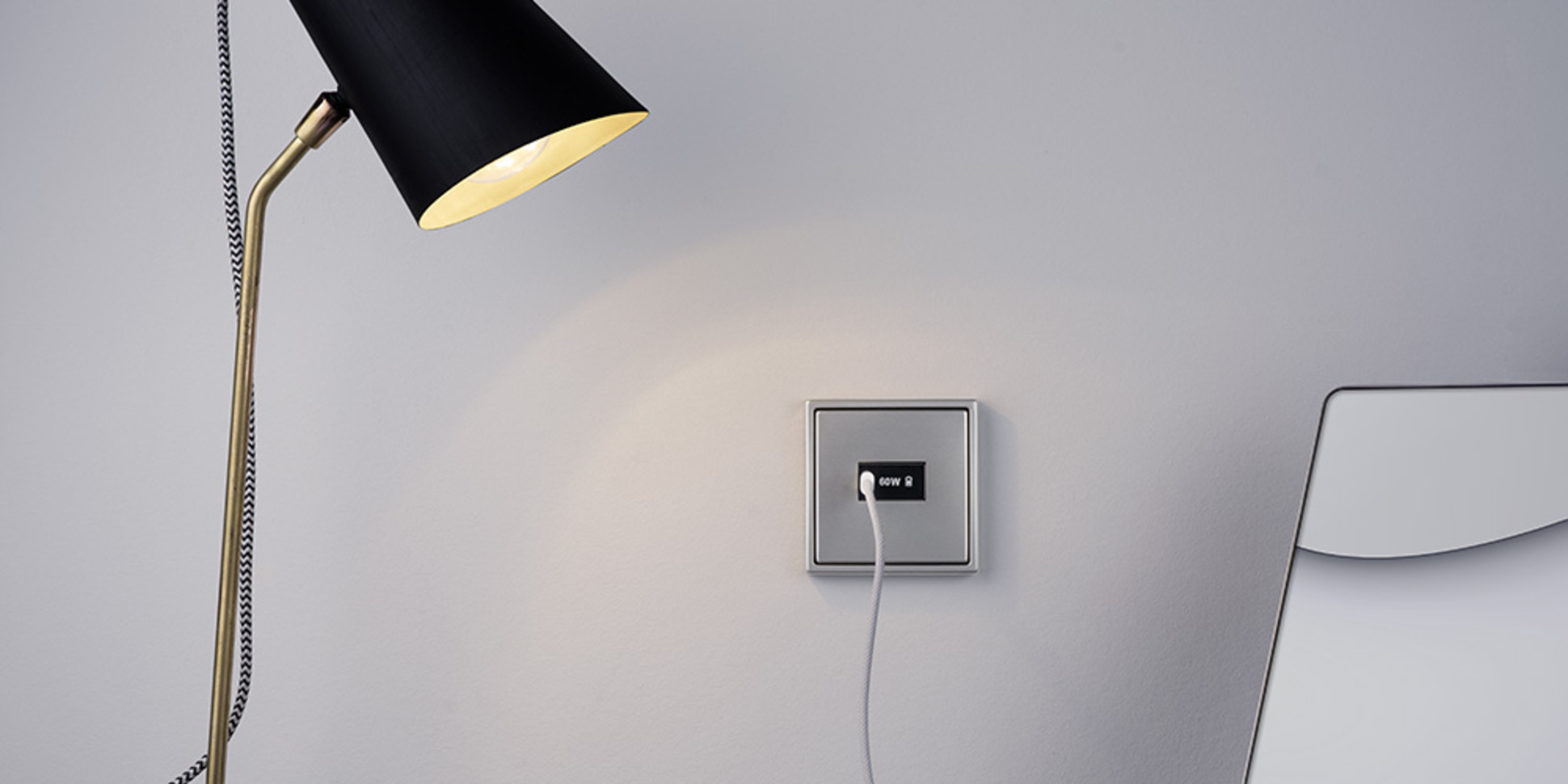 Ladegerät USB PD 60 bei WSB-Weintraub Smart Buildings GmbH in Ludwigsau